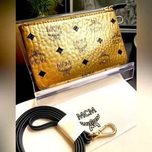 MCM metallic Berlin gold wristlet